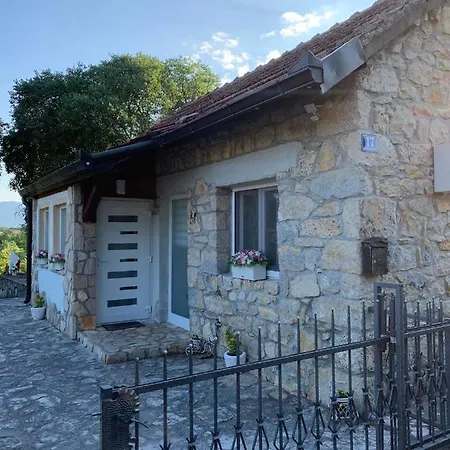 Kuca Za Iznajmljivanje Andrija Apartament Ljubuški