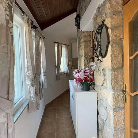 Kuca Za Iznajmljivanje Andrija Apartament Ljubuški